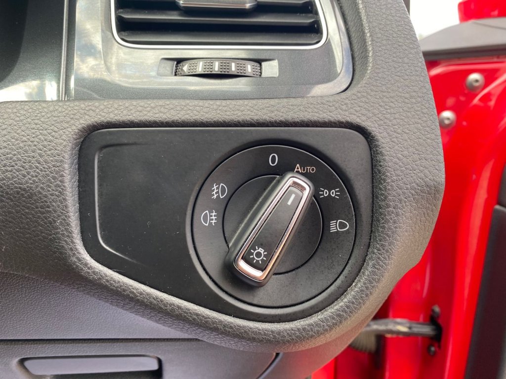 Used Volkswagen Golf 2020 for sale - 76609034: Photo 36