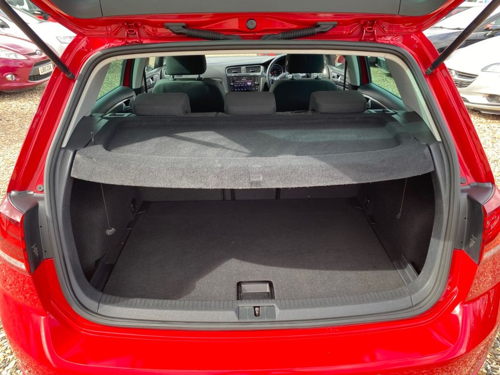 Used Volkswagen Golf 2020 for sale - 76609034: Photo 6