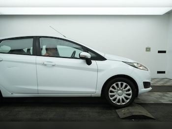 Used Ford Fiesta 2014 for sale - 79422502: Photo