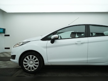 Used Ford Fiesta 2014 for sale - 79422502: Photo