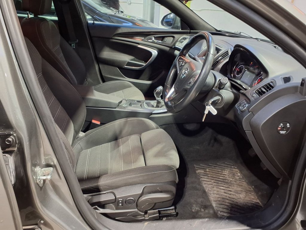 Used Vauxhall Insignia 2017 for sale - 77631659: Photo 10