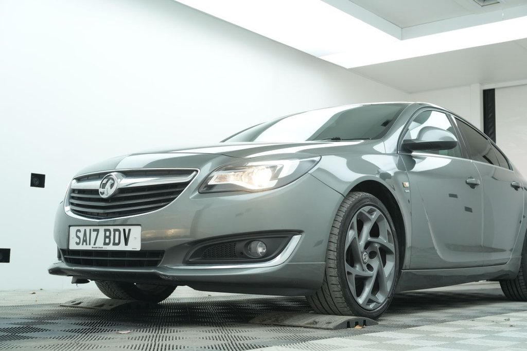 Used Vauxhall Insignia 2017 for sale - 77631659: Photo 6