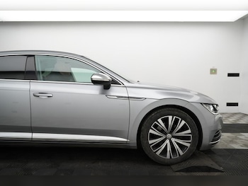 Used Volkswagen Arteon 2018 for sale - 77748979: Photo