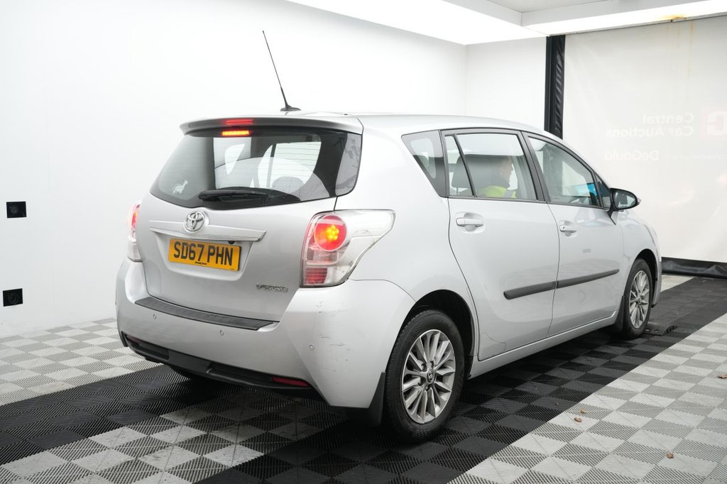 Used Toyota Verso 2017 for sale - 77720023: Photo 7