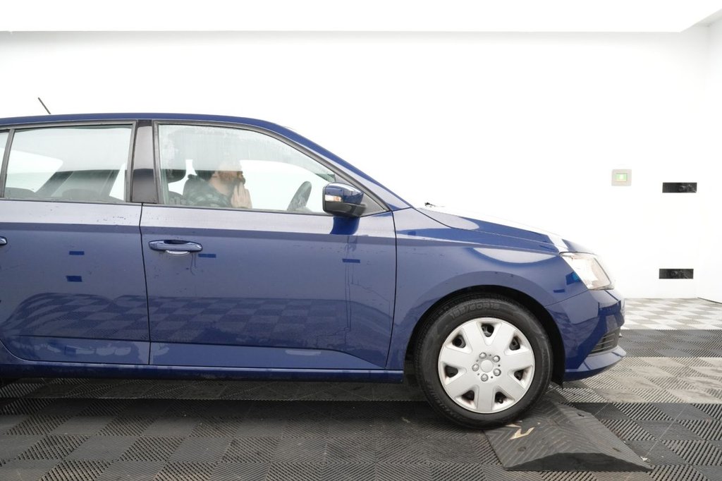 Used Skoda Fabia 2017 for sale - 77121843: Photo 3