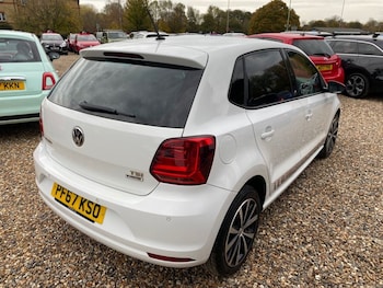 Used Volkswagen Polo 2017 for sale - 76609054: Photo