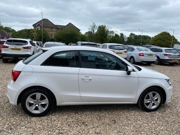 Used Audi A1 2015 for sale - 78631290: Photo