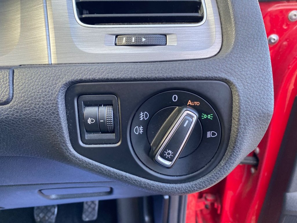 Used Volkswagen Golf 2016 for sale - 76609040: Photo 33