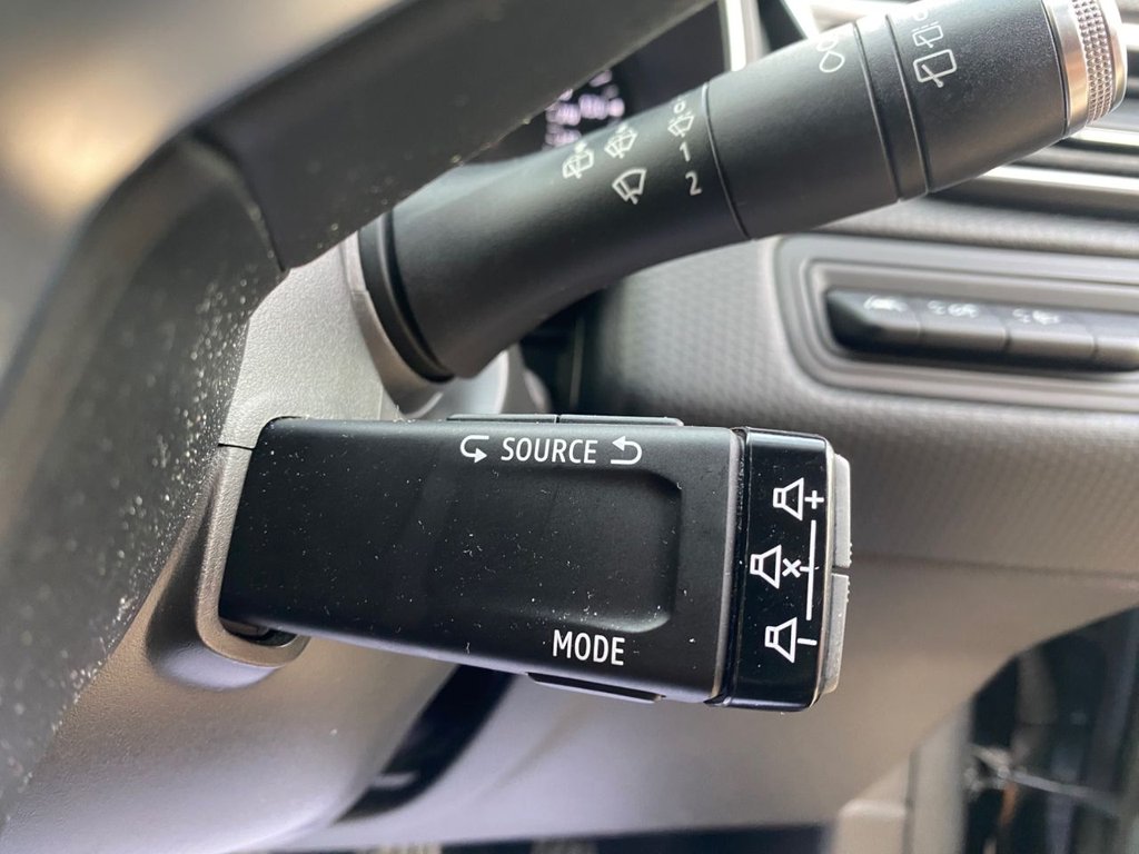 Used Renault Clio 2020 for sale - 76608996: Photo 31