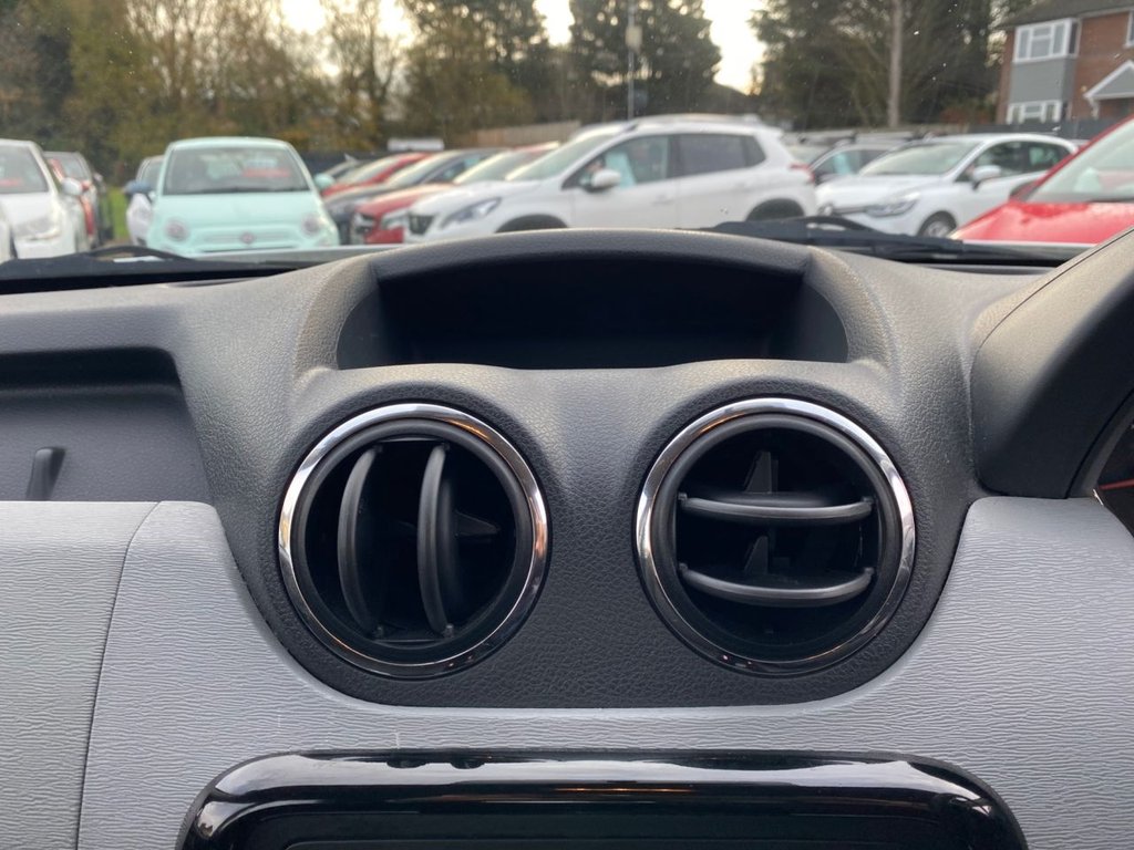 Used Dacia Duster 2015 for sale - 76609009: Photo 27