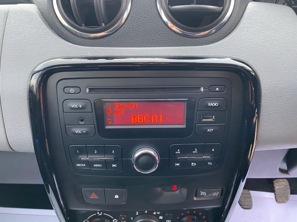 Used Dacia Duster 2015 for sale - 76609009: Photo 28