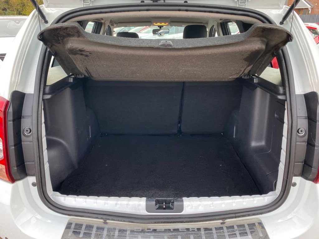 Used Dacia Duster 2015 for sale - 76609009: Photo 6