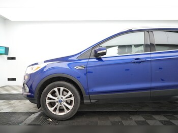 Used Ford Kuga 2016 for sale - 77594283: Photo