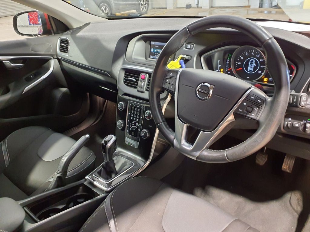 Used Volvo V40 2017 for sale - 77153926: Photo 8