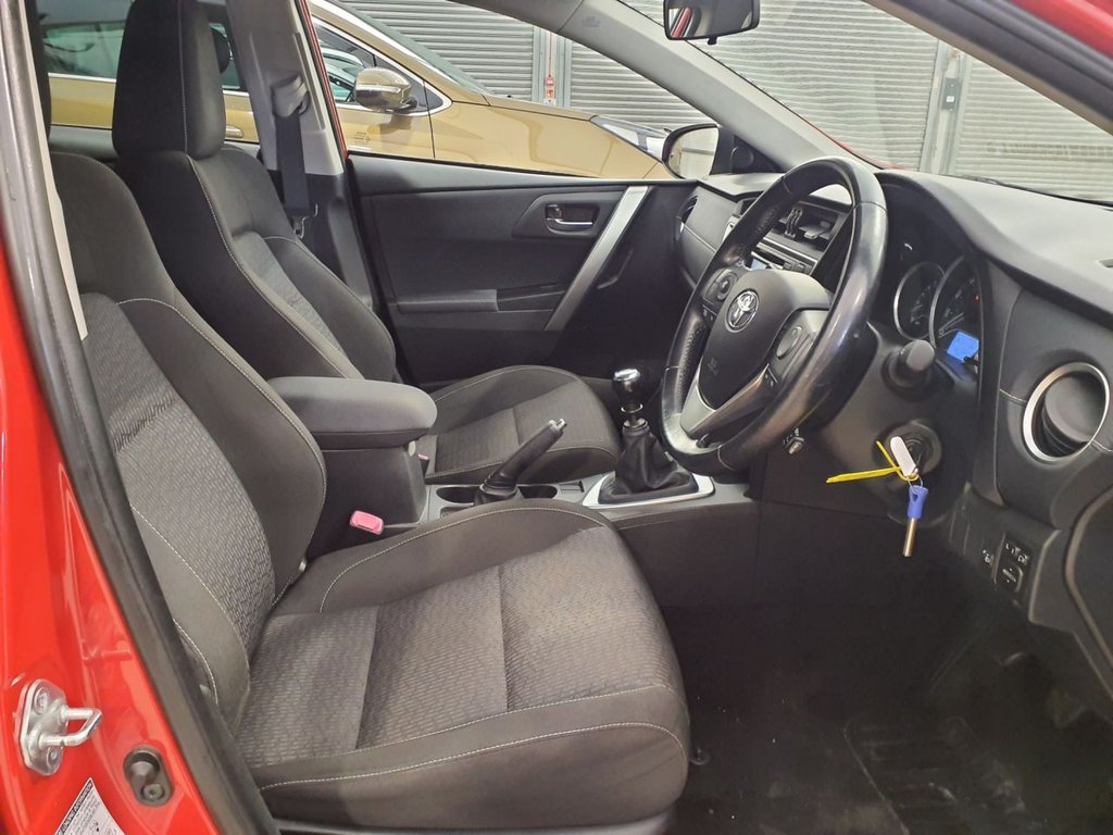 Used Toyota Auris 2014 for sale - 76760696: Photo 10