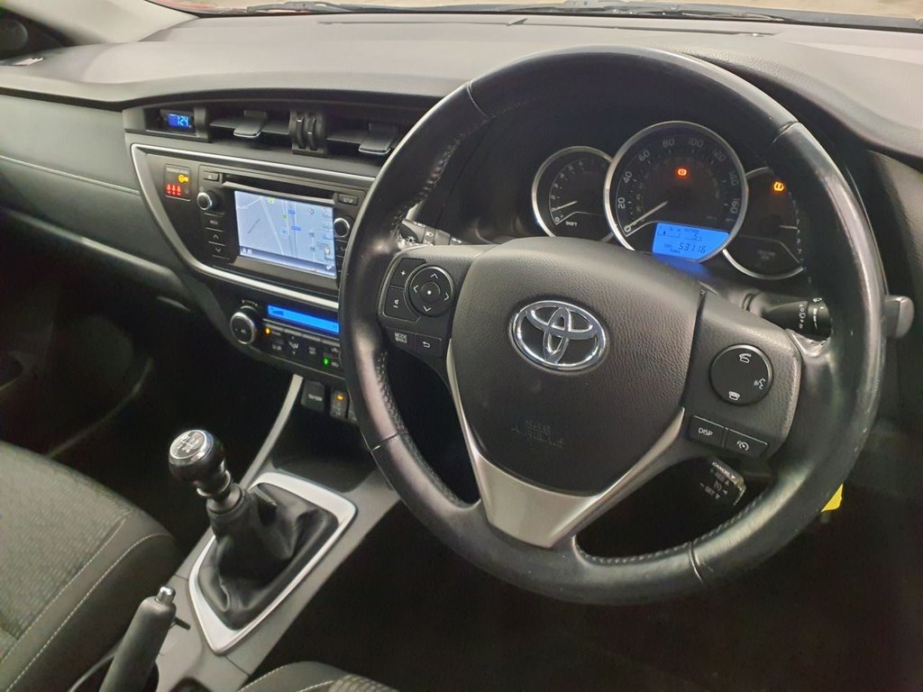Used Toyota Auris 2014 for sale - 76760696: Photo 9