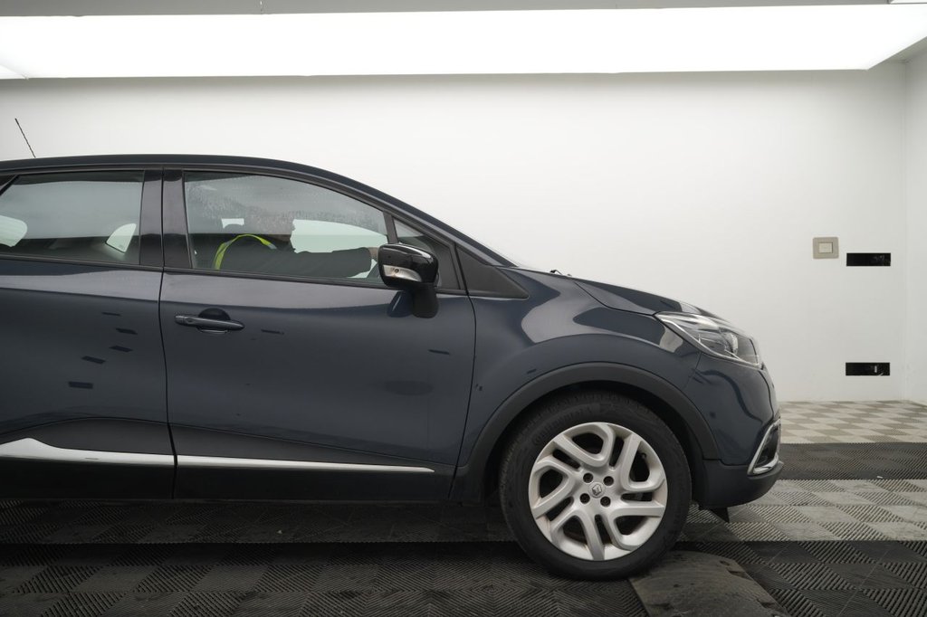 Used Renault Captur 2016 for sale - 76672559: Photo 3
