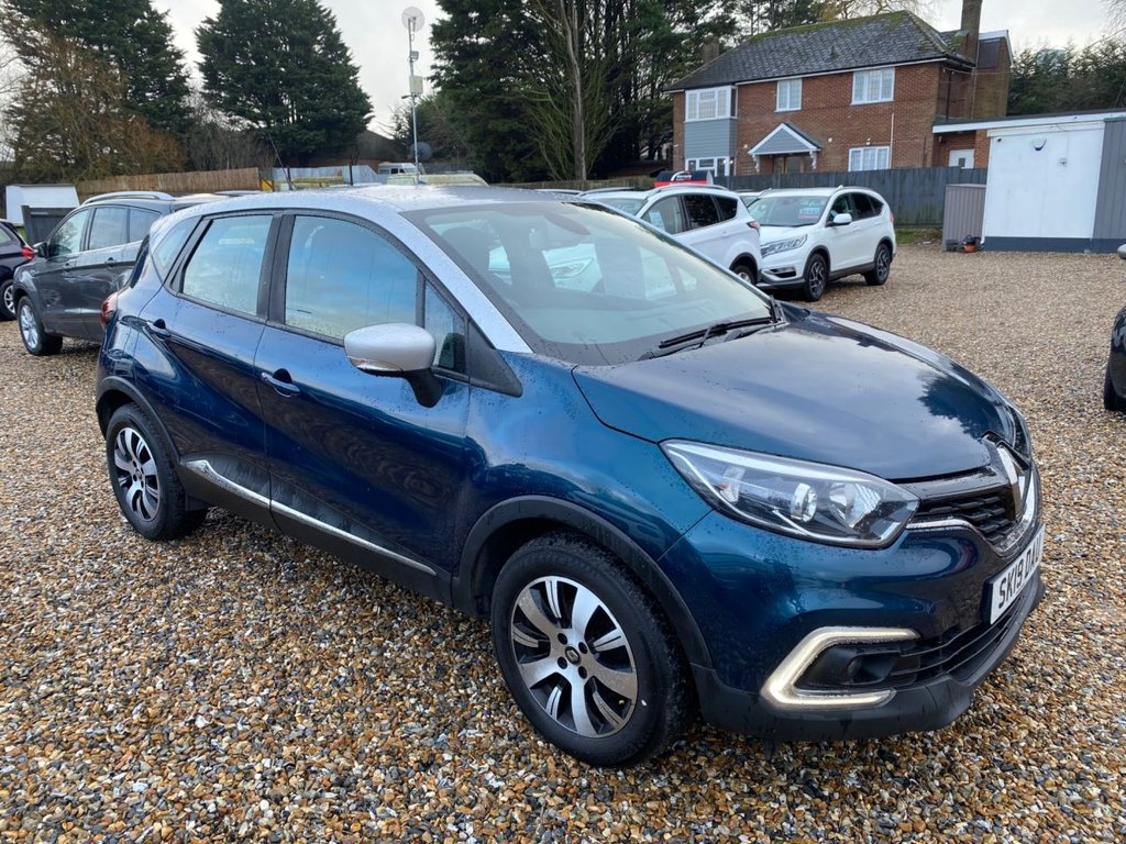 Used Renault Captur 2019 for sale - 77551476: Photo 2