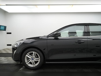 Used Ford Focus 2021 for sale - 77919800: Photo