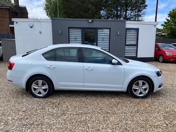 Used Skoda Octavia 2019 for sale - 78954825: Photo