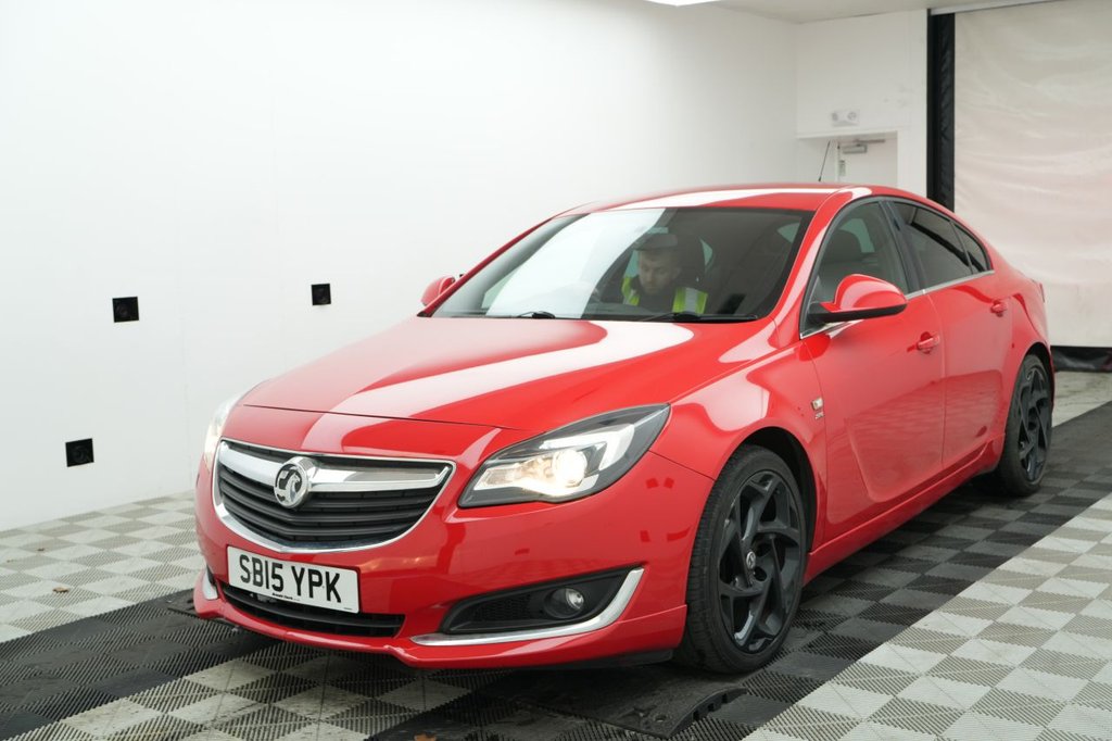 Used Vauxhall Insignia 2015 for sale - 77919819: Photo 2