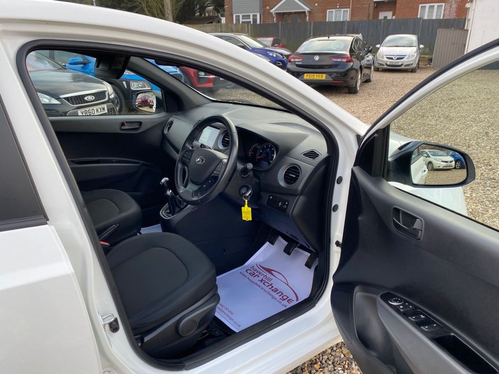 Used Hyundai i10 2018 for sale - 77806085: Photo 11