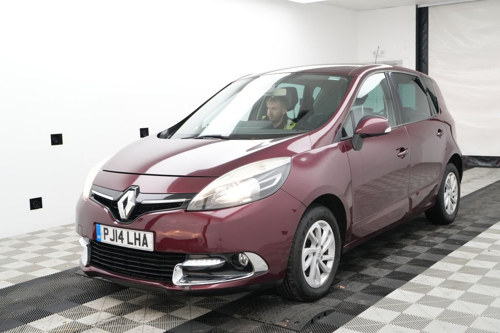 Used Renault Scenic 2014 for sale - 76617790: Photo 2