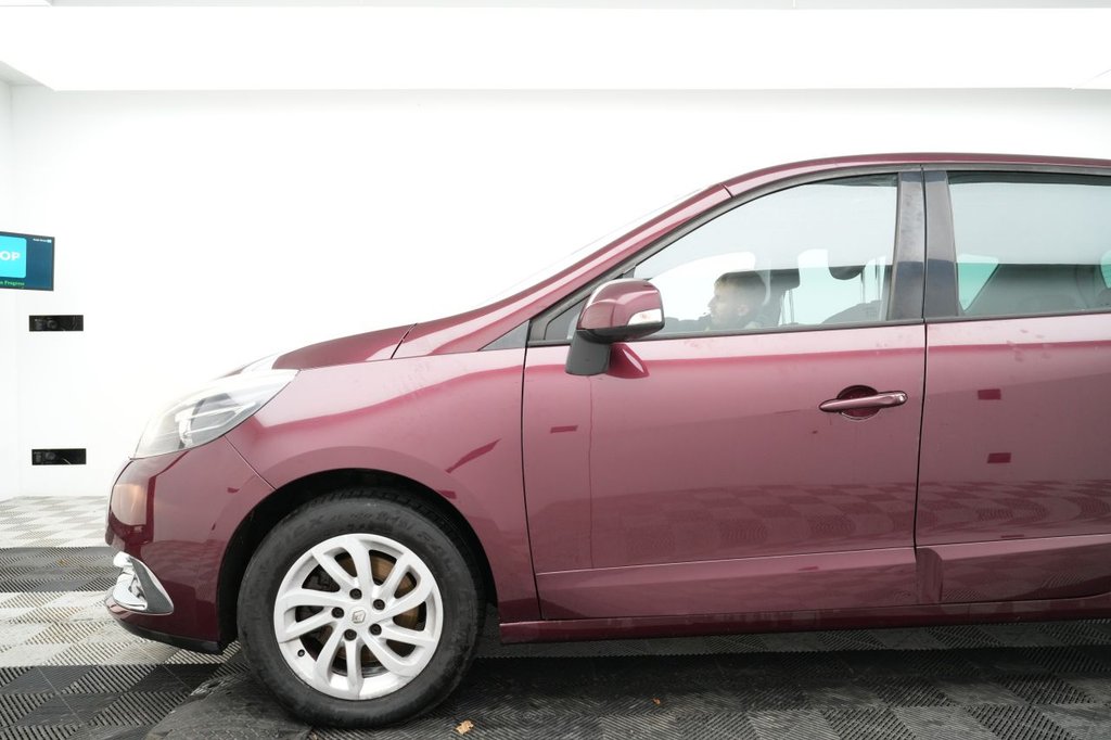 Used Renault Scenic 2014 for sale - 76617790: Photo 4