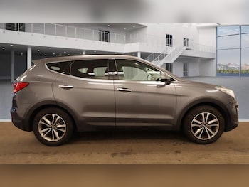Used Hyundai Santa Fe 2015 for sale - 75953956: Photo
