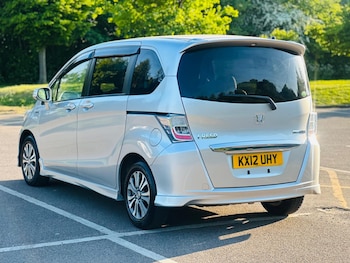 Used Honda Freed 2012 for sale - 75689320: Photo