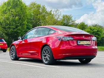 Used Tesla Model 3 2020 for sale - 75689311: Photo