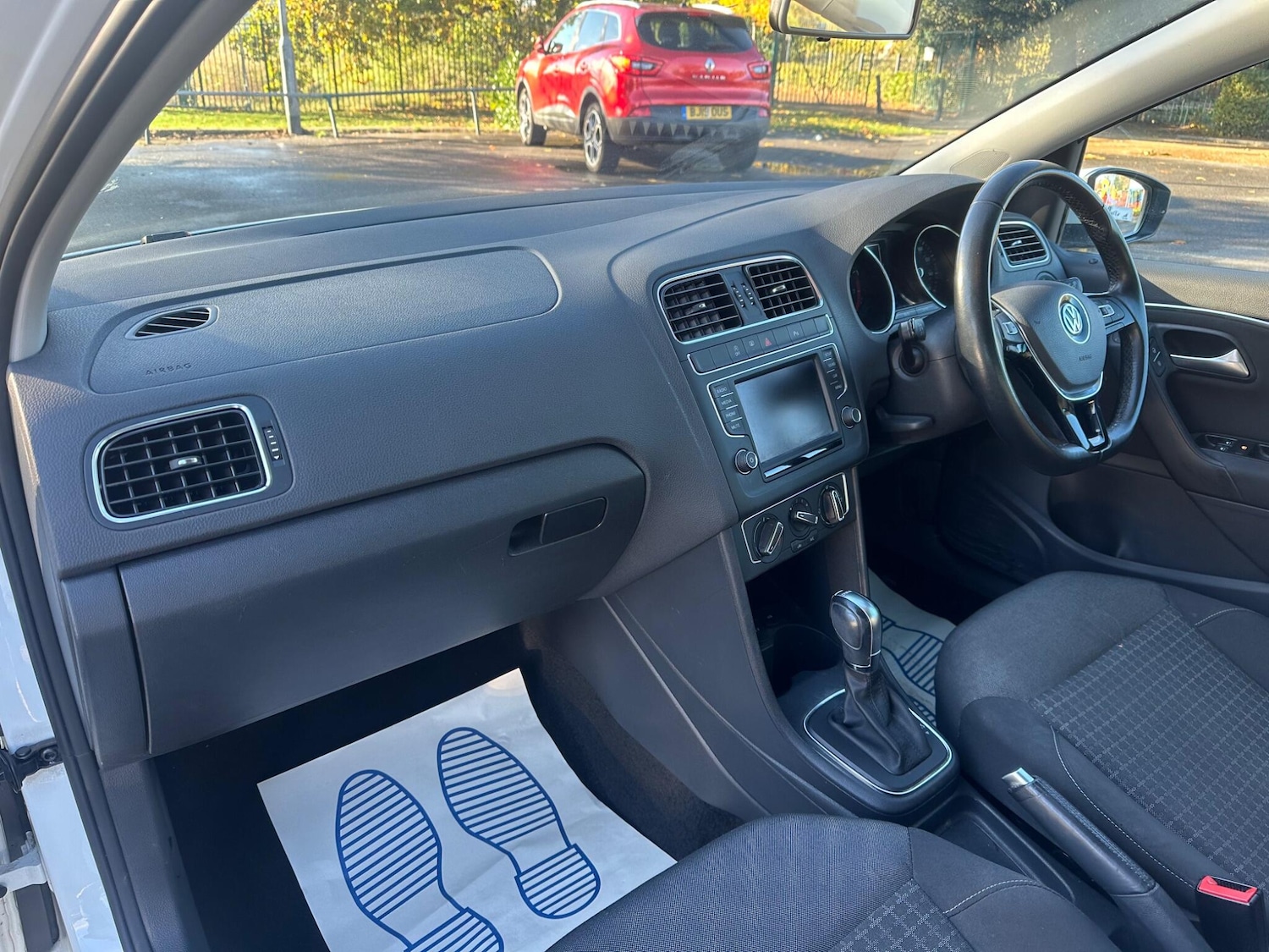 Used Volkswagen Polo 2016 for sale - 76377591: Photo 30
