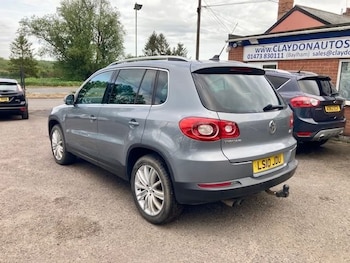 Used Volkswagen Tiguan 2010 for sale - 78563234: Photo