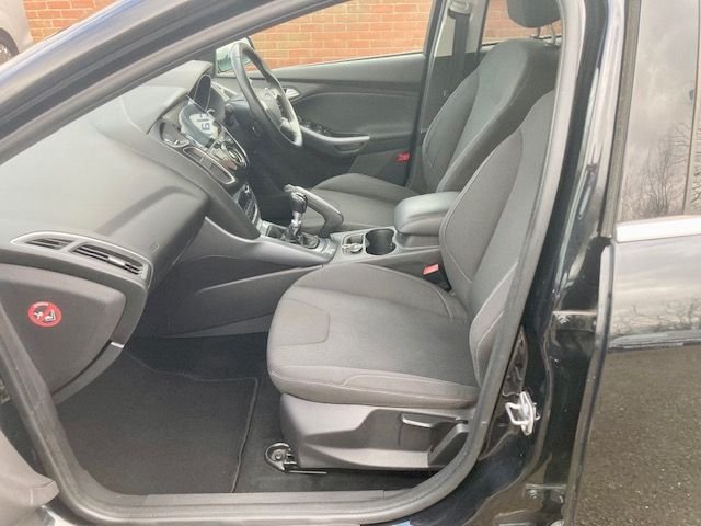 Used Ford Focus 2011 for sale - 77703895: Photo 11