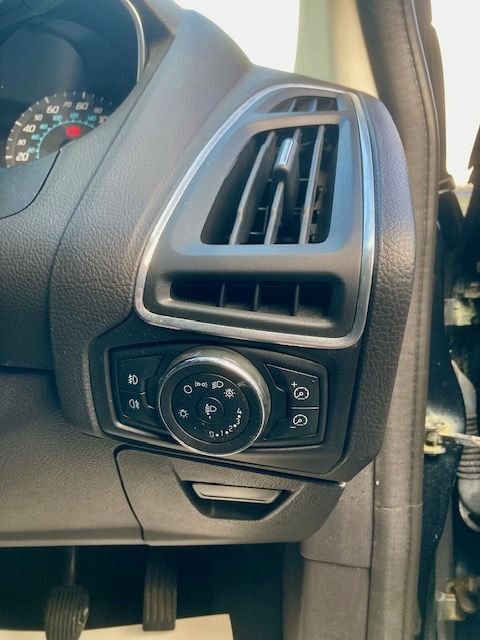 Used Ford Focus 2011 for sale - 77703895: Photo 17