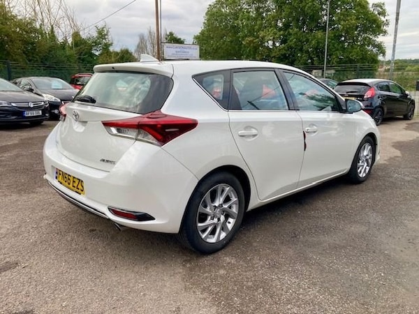 Used Toyota Auris 2016 for sale - 75654129: Photo 3