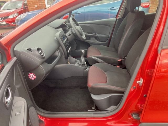 Used Renault Clio 2013 for sale - 77355964: Photo 11