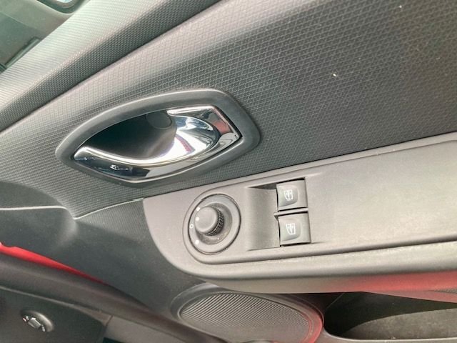 Used Renault Clio 2013 for sale - 77355964: Photo 15