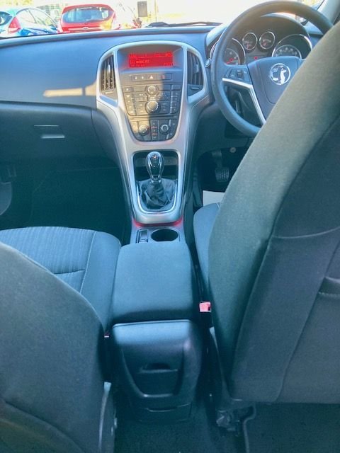 Used Vauxhall Astra 2011 for sale - 76447080: Photo 20