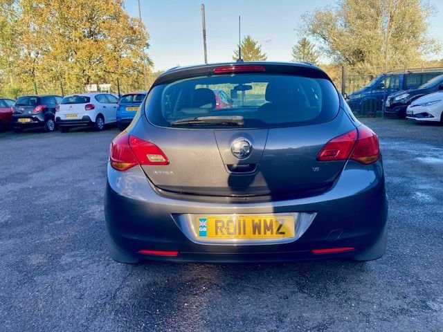 Used Vauxhall Astra 2011 for sale - 76447080: Photo 8