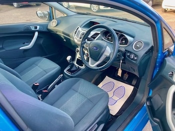 Used Ford Fiesta 2011 for sale - 76080740: Photo 4