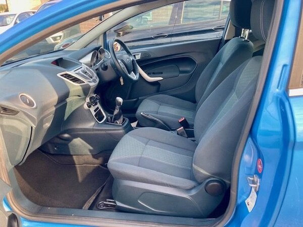 Used Ford Fiesta 2011 for sale - 76080740: Photo 9
