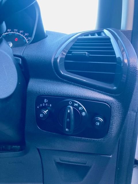 Used Ford Ecosport 2015 for sale - 76610289: Photo 16