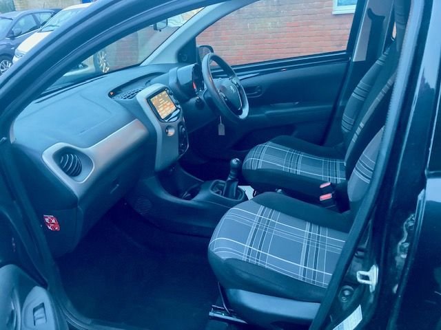 Used Peugeot 108 2017 for sale - 77193425: Photo 11