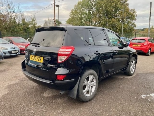 Used Toyota RAV4 2010 for sale - 76309364: Photo 5