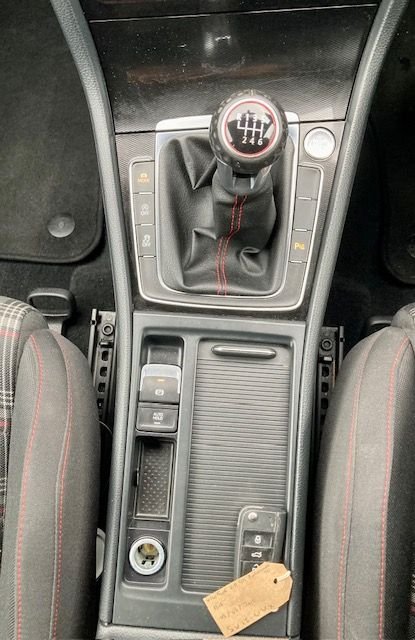 Used Volkswagen Golf 2015 for sale - 77451850: Photo 18