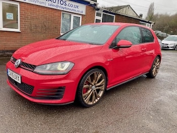 Used Volkswagen Golf 2015 for sale - 77451850: Photo