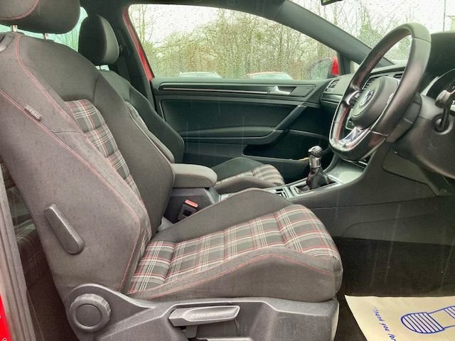 Used Volkswagen Golf 2015 for sale - 77451850: Photo 9