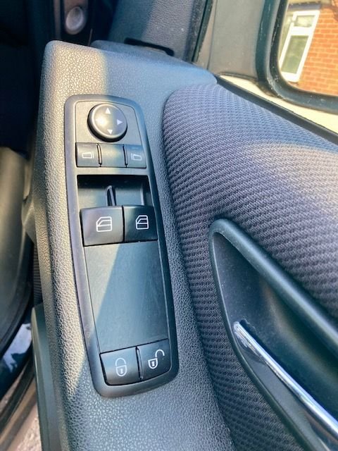 Used Mercedes-Benz A-Class 2009 for sale - 75087796: Photo 14