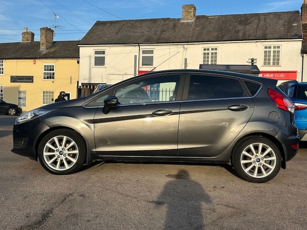 Used Ford Fiesta 2017 for sale - 76216764: Photo 4